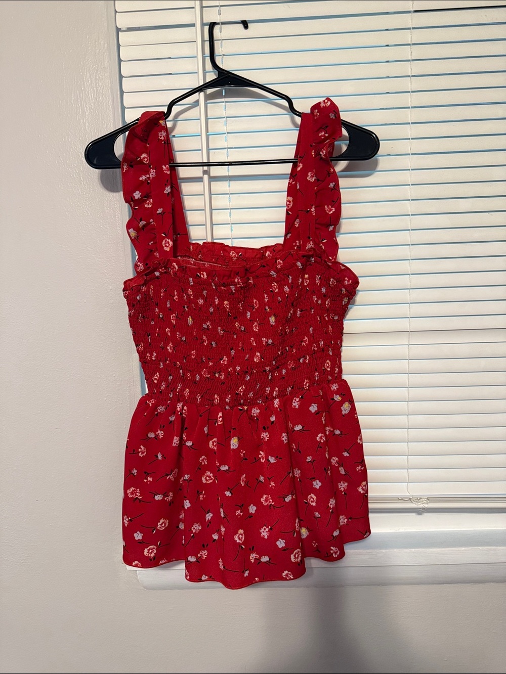 SHEIN Red Floral Smocked Peplum Tank